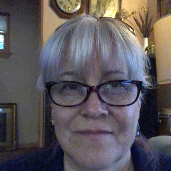 Meet your Posher, Mandy - Picture 1 of 1